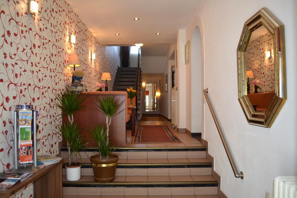 Hotel Minerva Garni Düsseldorf Dış mekan fotoğraf